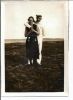 Ove Suhr Henriksen (1913-1988) med Eli (1915-2007) m?ske ved Pr?st? sejlklub